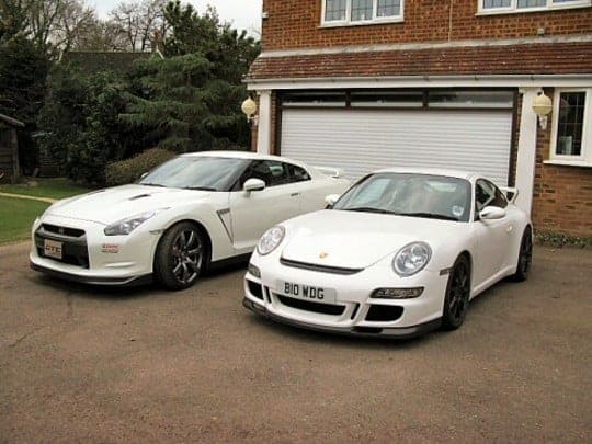 Duel : une Nissan GT-R affronte une Porsche 911 GT3 RS