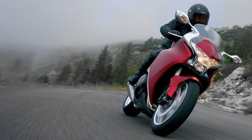 Moto : Paris Dakar en Honda VFR 1200 F, trop facile