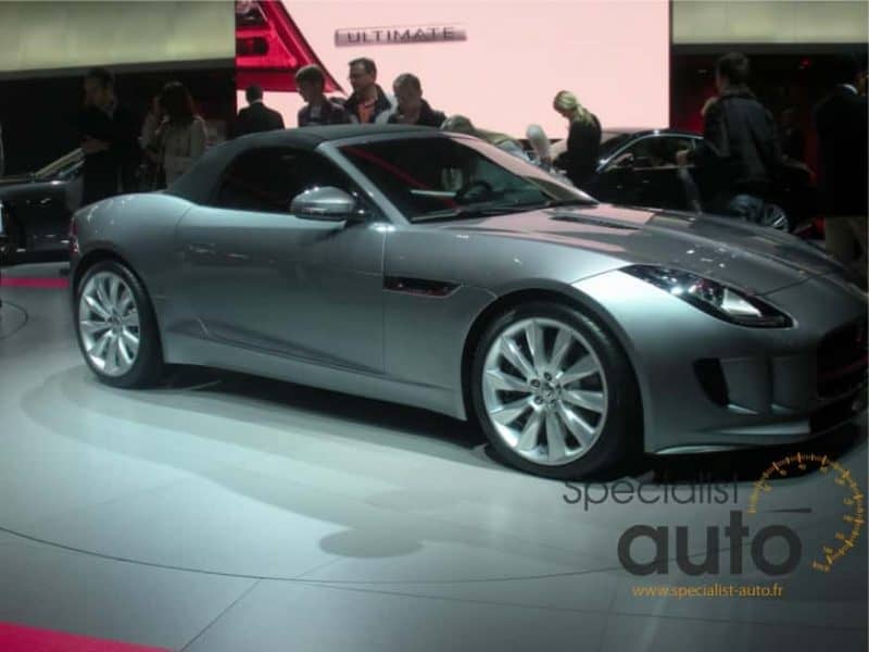 Paris 2012 : les anglaises toujours au rendez-vous avec la Jaguar F-Type