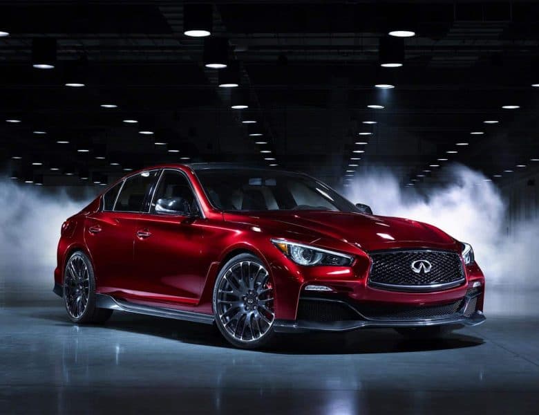 Detroit 2014 : Infiniti Q50 Eau Rouge, nom en référence à la F1