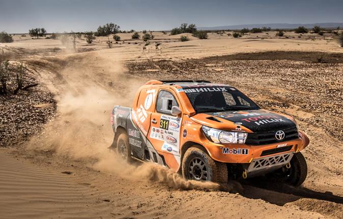 Toyota au départ du Dakar 2018