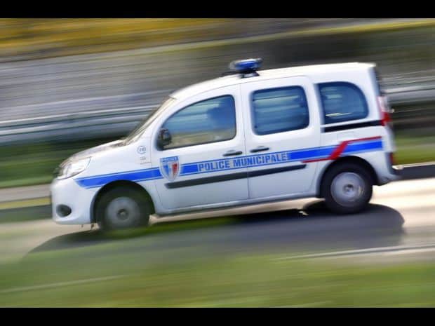 Les pires arrestations par la police, exemple à ne vraiment pas suivre !!!!!!!!!!