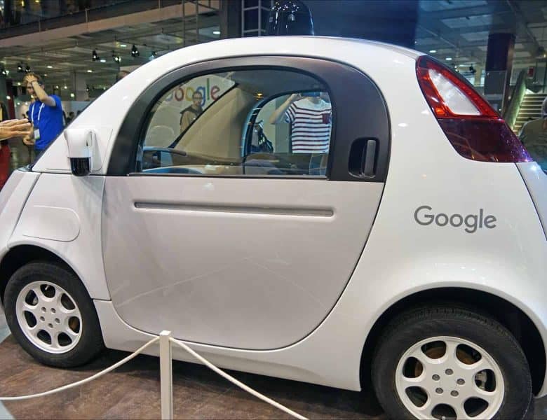 Véhicules autonomes : la filiale de Google en tête, Apple à la ramasse
