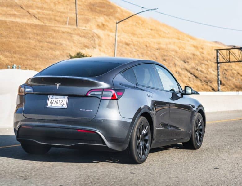 Tesla Model Y : pourquoi s&rsquo;intéresser à ce modèle de voiture ?