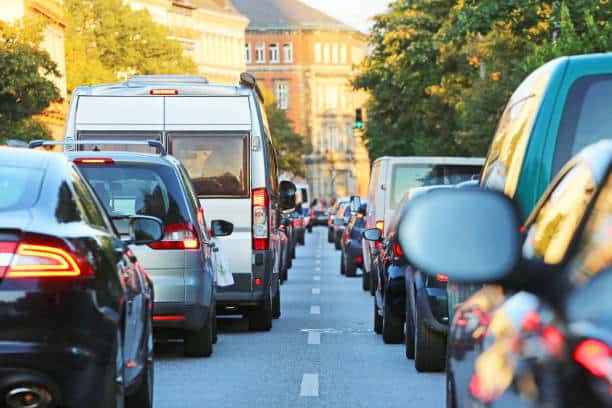 VOITURE VILLE 1 - Les avantages des voitures compactes pour la conduite en milieu urbain