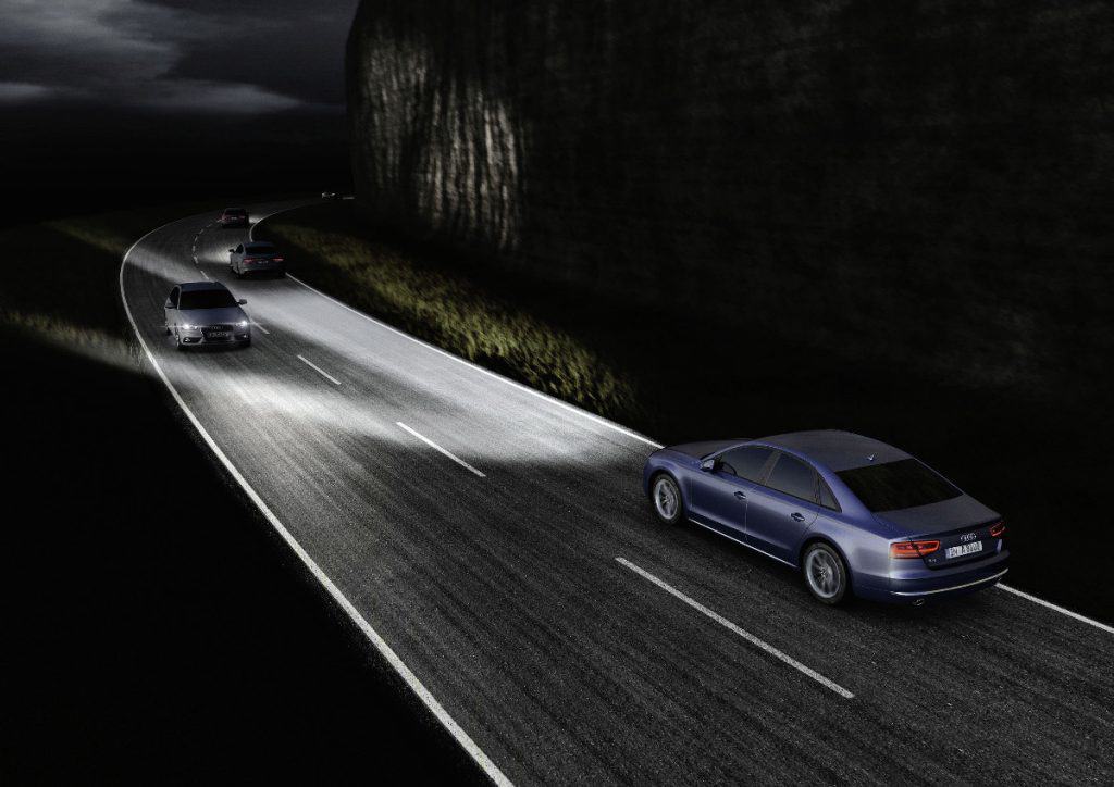 led ampoule phare voiture 1024x724 - Optimiser la visibilit&eacute; routi&egrave;re en toutes conditions gr&acirc;ce aux ampoules LED